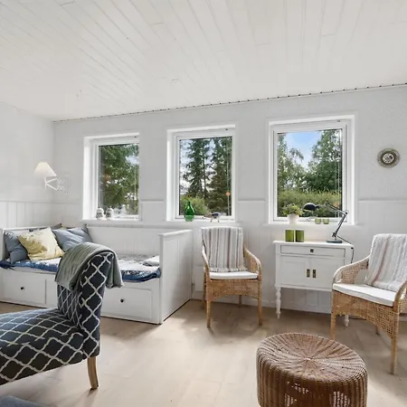 Asla - 400m From The Sea By Interhome Ferienhaus Hals